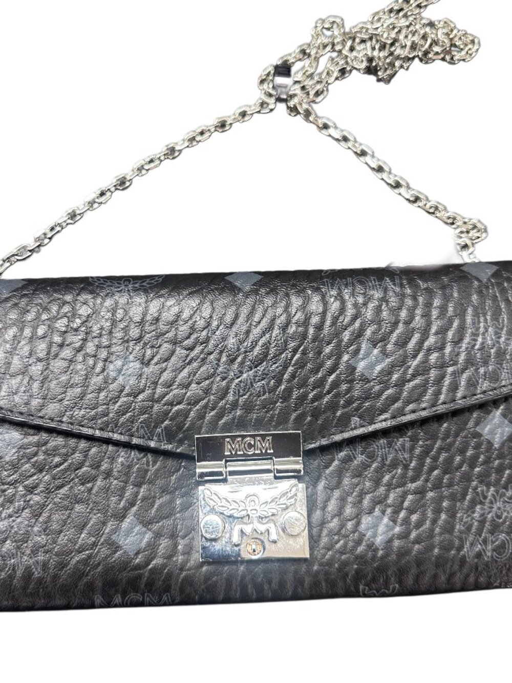 MCM Visetos large patricia wallet on chain black